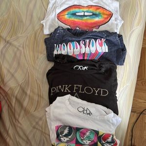 Selling four x small tops